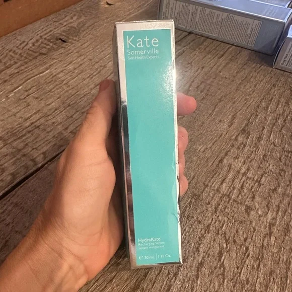 Kate Somerville Hydrakate Recharging Serum.